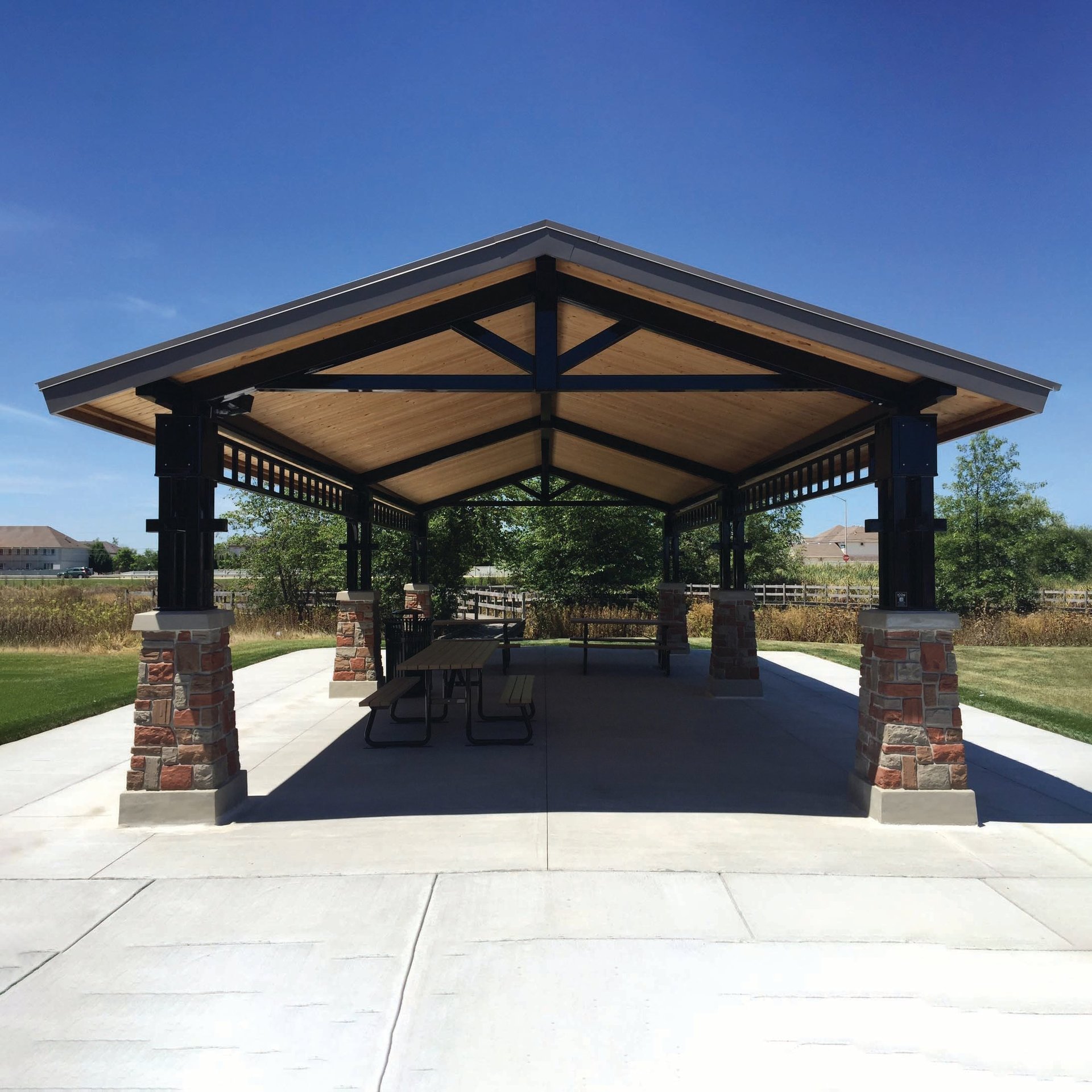 Craftsman Gable Shelter with CC312 Quad Columns